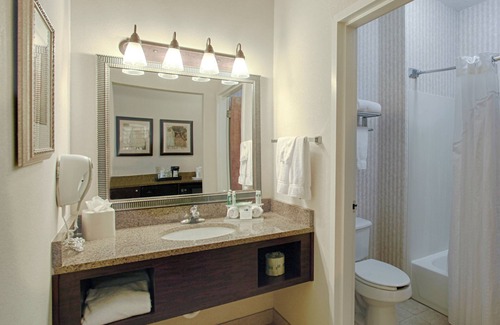 Decatur Hotel | Holiday Inn Express Atlanta - Emory University Area by IHG