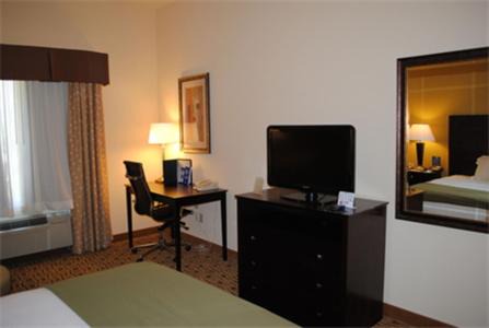 Boonville Hotel | Holiday Inn Express Boonville by IHG