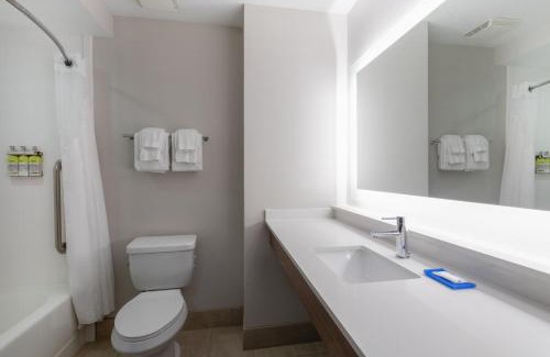 Crystal River Hotel | Holiday Inn Express Crystal River by IHG