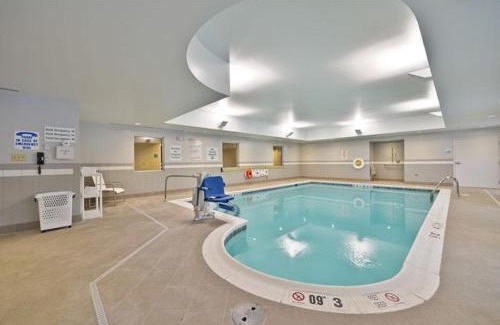 Canandaigua Hotel | Holiday Inn Express Canandaigua by IHG