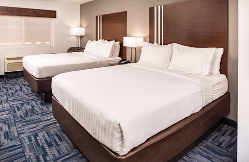 Alamogordo Hotel | Holiday Inn Express Hotel & Suites Alamogordo Hwy 54/70 by IHG