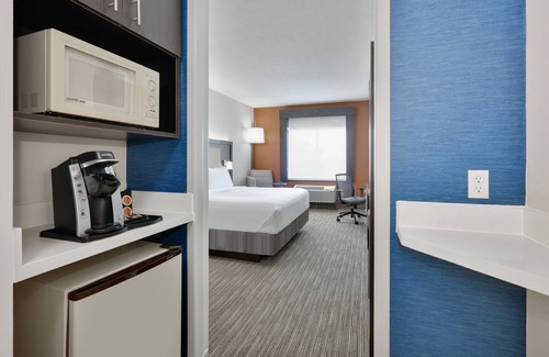 Duncanville Hotel | Holiday Inn Express Hotel & Suites Dallas - Duncanville by IHG