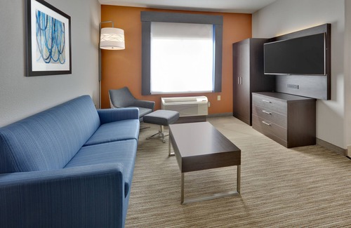 Duncanville Hotel | Holiday Inn Express Hotel & Suites Dallas - Duncanville by IHG