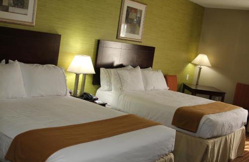 Wayne Hotel | Holiday Inn Express Hotel & Suites Indianapolis W - Airport Area by IHG