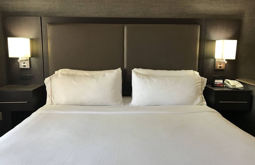 Barstow Hotel | Holiday Inn Express Hotel & Suites Barstow-Outlet Center by IHG