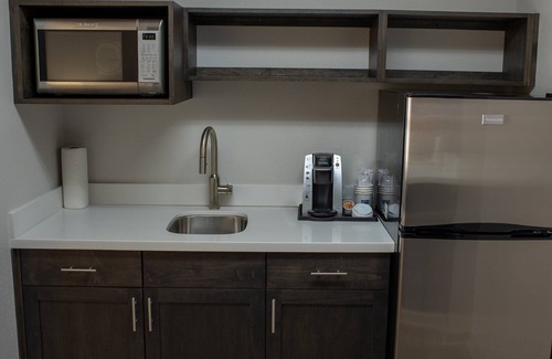 Conover Hotel | Holiday Inn Express Hotel & Suites Conover (Hickory Area) by IHG