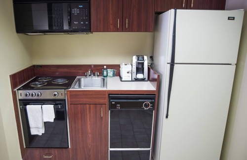 Conover Hotel | Holiday Inn Express Hotel & Suites Conover (Hickory Area) by IHG