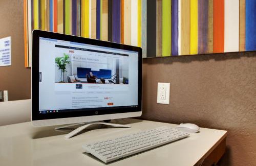 Lebanon Hotel | Holiday Inn Express Hotel & Suites Lebanon by IHG
