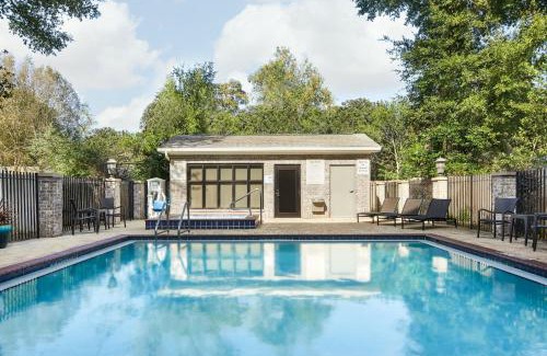 West Pensacola Hotel | Holiday Inn Express Hotel & Suites Pensacola-West Navy Base by IHG