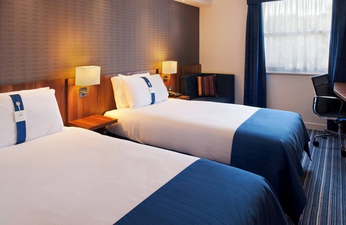 Woodlesford Hotel | Holiday Inn Express Leeds East by IHG