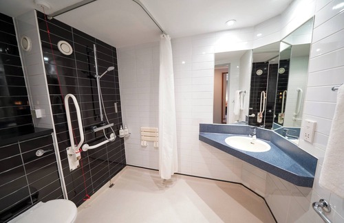 Woodlesford Hotel | Holiday Inn Express Leeds East by IHG