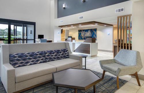 Marietta Hotel | Holiday Inn Express Marietta - Atlanta Northwest by IHG