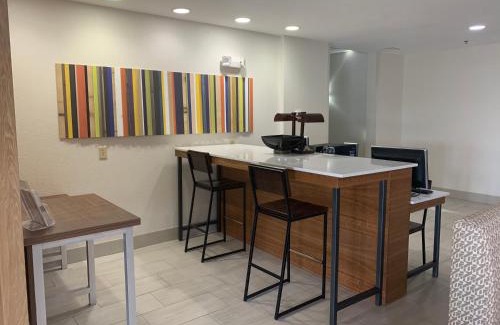 McComb Hotel | Holiday Inn Express McComb by IHG