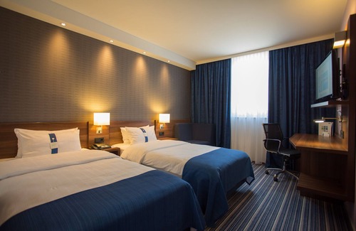 Neunkirchen Hotel | Holiday Inn Express Neunkirchen by IHG