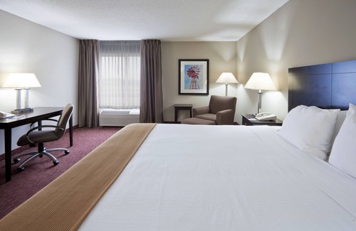 New Haven Hotel | Holiday Inn Express New Haven by IHG