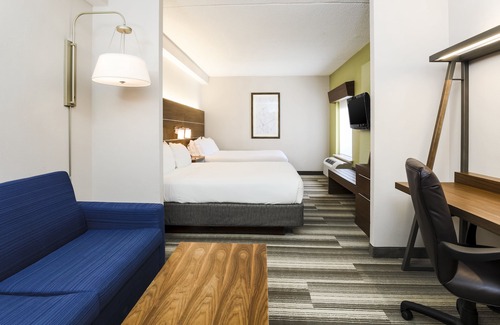 Oxford Valley Hotel | Holiday Inn Express Philadelphia NE - Langhorne by IHG