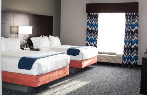 Central Oklahoma City Hotel | Holiday Inn Express & Suites Oklahoma City Southeast - I-35 by IHG