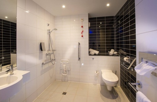 Neudorf Ouest Hotel | Holiday Inn Express Strasbourg - Centre by IHG