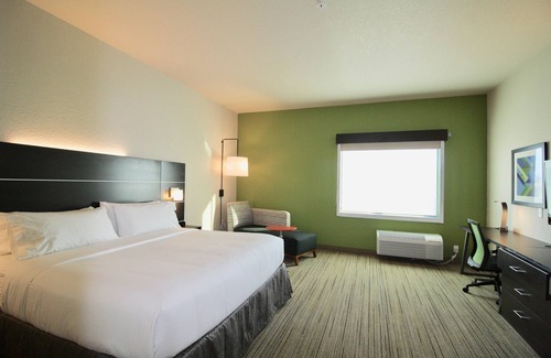 Kirksville Hotel | Holiday Inn Express & Suites Kirksville - University Area by IHG