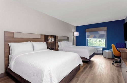 MacClenny Hotel | Holiday Inn Express & Suites Macclenny by IHG