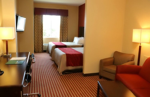 Bridgeport Hotel | Holiday Inn Express & Suites Bridgeport by IHG