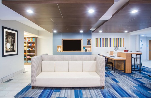 Cedar City Hotel | Holiday Inn Express & Suites Cedar City by IHG