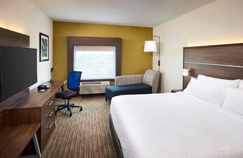 Brantford Hotel | Holiday Inn Express & Suites - Brantford by IHG