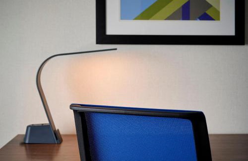 Brantford Hotel | Holiday Inn Express & Suites - Brantford by IHG