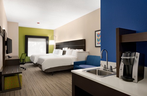 McAlester Hotel | Holiday Inn Express & Suites McAlester by IHG