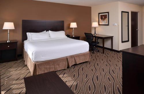 Strabane Hotel | Holiday Inn Express & Suites Washington - Meadow Lands by IHG