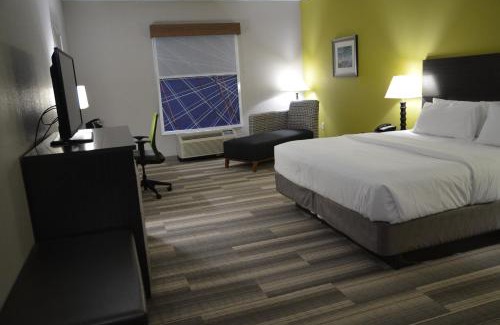 Caryville Hotel | Holiday Inn Express & Suites Caryville by IHG