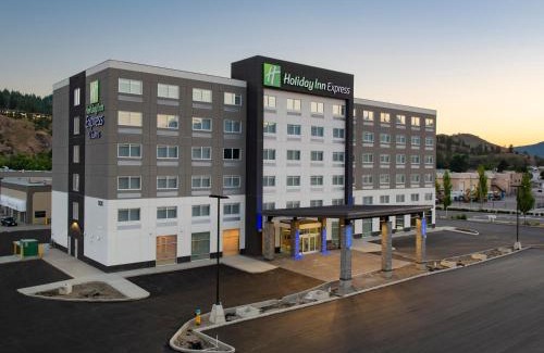 Brandon Hotel | Holiday Inn Express & Suites - Brandon by IHG