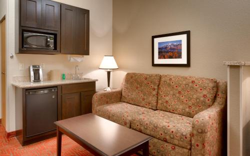 Sunset Heights Hotel | Holiday Inn Express & Suites Orem-North Provo