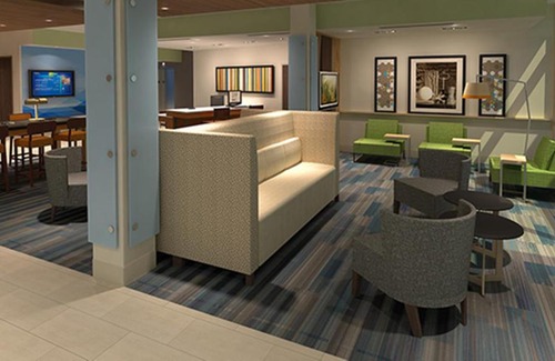 Dallas Hotel | Holiday Inn Express & Suites - Dallas Market Center by IHG