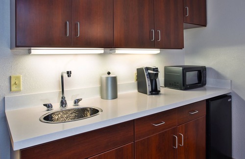 Webster Hotel | Holiday Inn Express & Suites Rochester Webster by IHG