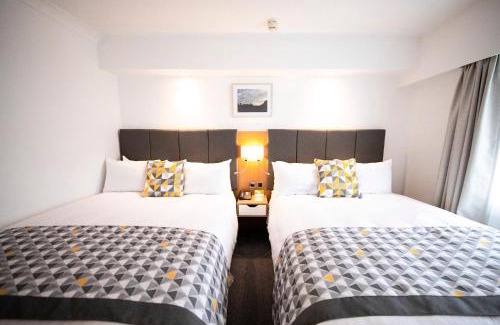 Kenilworth Hotel | Holiday Inn Kenilworth - Warwick by IHG