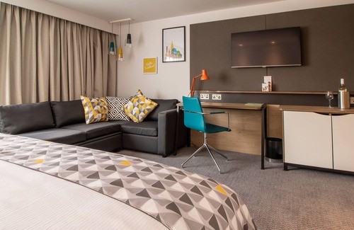 Wigston Hotel | Holiday Inn Leicester - Wigston by IHG