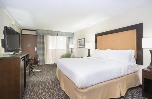 Downtown Little Rock Hotel | Holiday Inn Little Rock-Airport-Conference Center by IHG