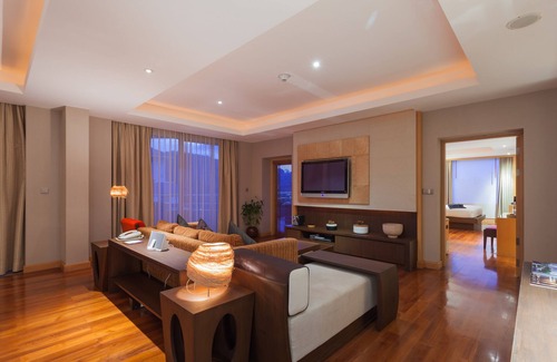 Patong Resort | Holiday Inn Resort Phuket by IHG