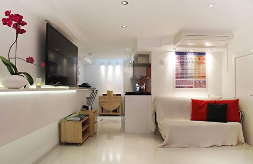 Hammersmith Broadway Apartment | Holiday Lets London 1