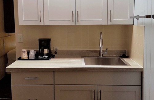 Hope Hotel | Holiday Motel & RV Resort