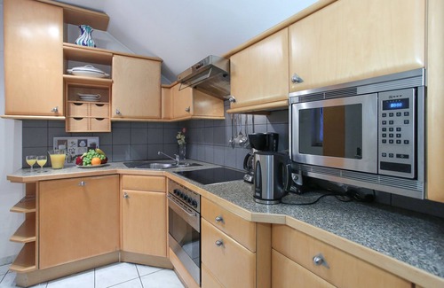 Matzleinsdorf Apartment | Holiday Penthouse Apartment in the near Centre of Vienna Austria
