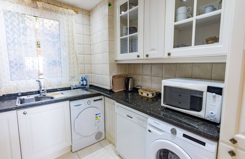 Solana del Matorral Apartment | Holiday rental apartment with fabulous views and private pool