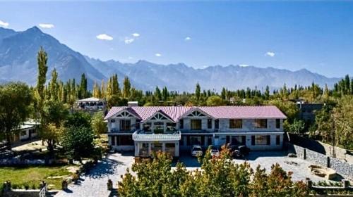 Skardu Hotel | Holiday Resort Skardu