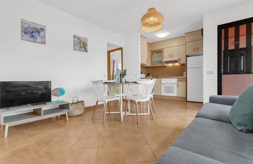 La Oliva Villa | Holiday Villa 'Manuela' with Mountain Views, Shared Pool and Wi-Fi