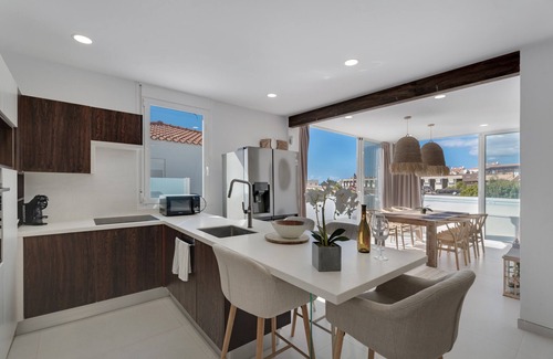 Complejo turistico Amarilla Golf Villa | Holiday Villa 'Vistas al Mar' with Sea View, Wi-Fi and Air Conditioning