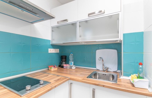 Playa de Arinaga Apartment | Holidays 'Acuario Arinaga' with Wi-Fi