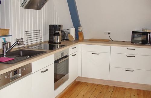 Pommerby Apartment | Holidays by the sea in a historic thatched house: WiFi, 2 Smart TVs, sauna from 2022