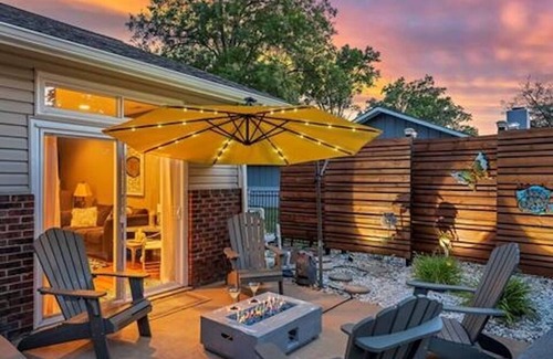 Ballwin House | Holidays in St Louis! Tranquil 2-bedroom house -STL County