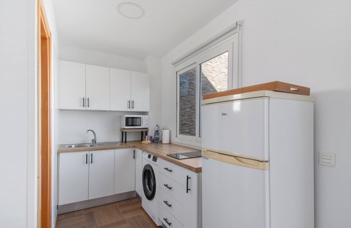 Playa de Arinaga Apartment | Holidays 'La Terrasse Des Amis Arinaga' with Private Terrace and Wi-Fi